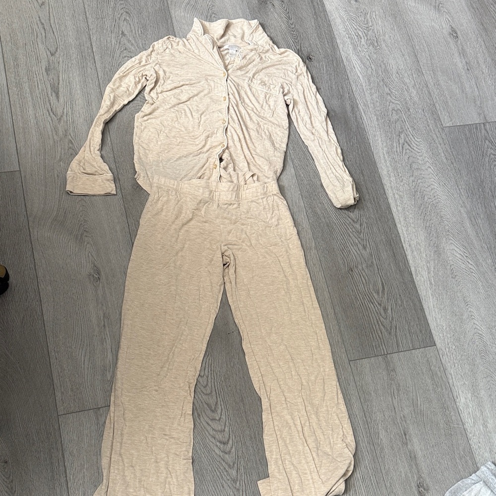 Cozy Beige Lounge Set